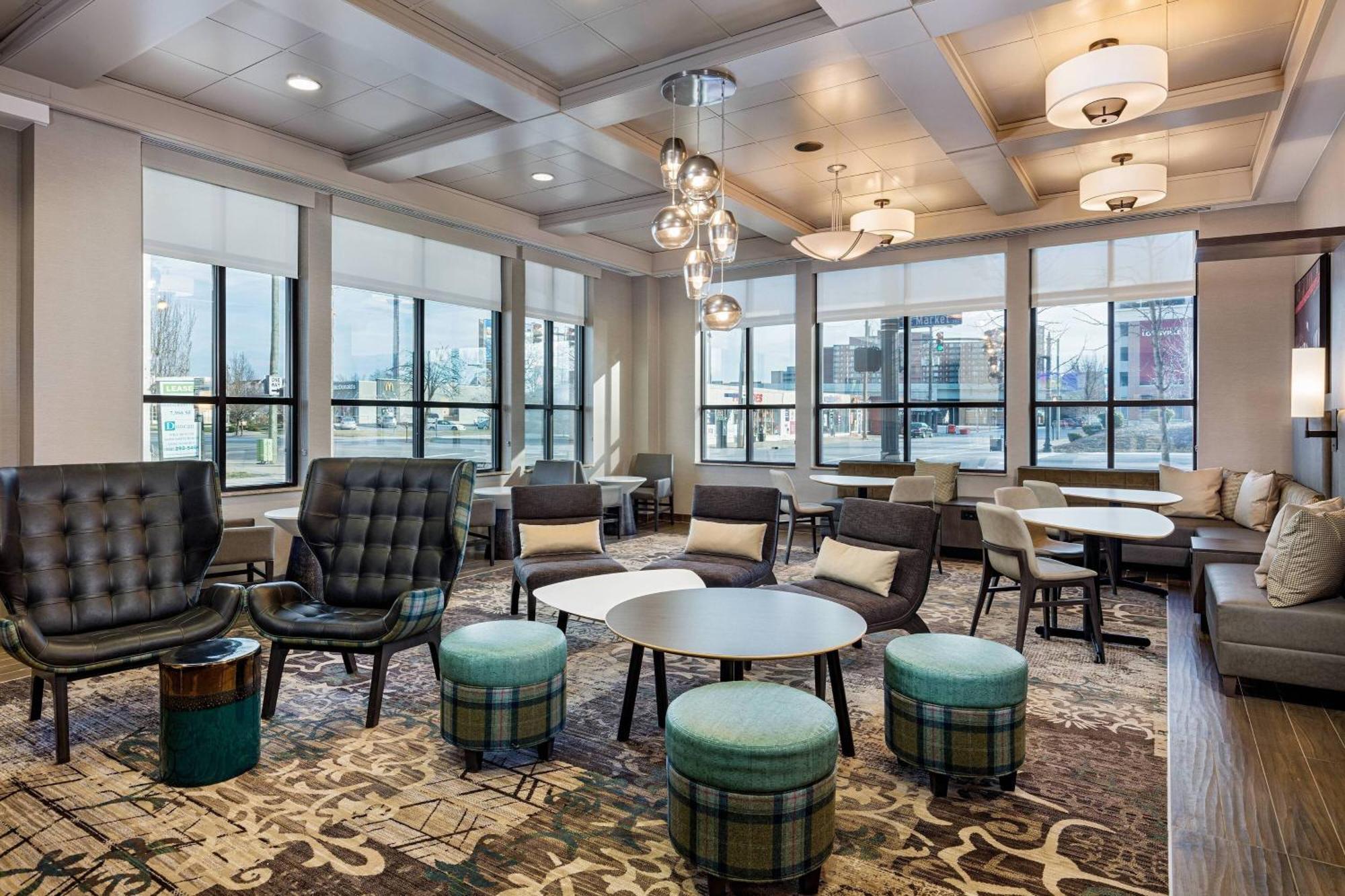 Residence Inn Louisville Downtown Екстериор снимка